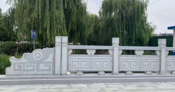 辽宁 芝麻灰桥栏杆、河道栏杆安装效果