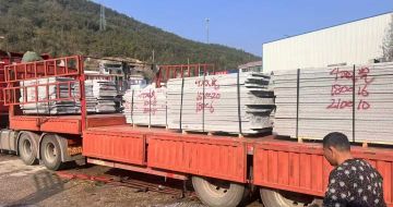 辽宁 芝麻灰花岗岩光面毛板出货日常