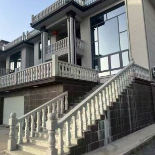 辽宁 芝麻白别墅阳台栏杆，楼梯栏杆