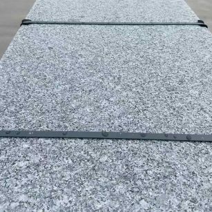 辽宁 芝麻黑火烧面毛板，条板，半成品