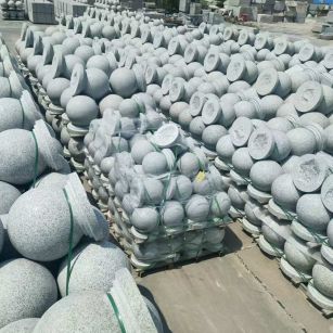 辽宁 花岗岩实心圆球，石球，挡车球，挡车石，车止石，路障石。