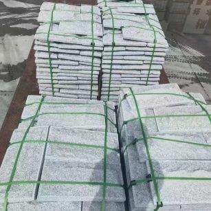 辽宁 芝麻白蘑菇石装车出货