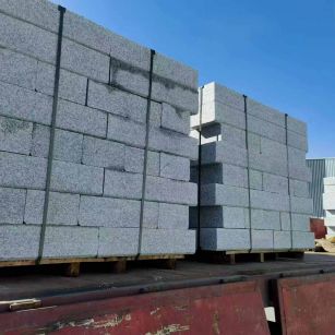 辽宁 路沿石装车出货