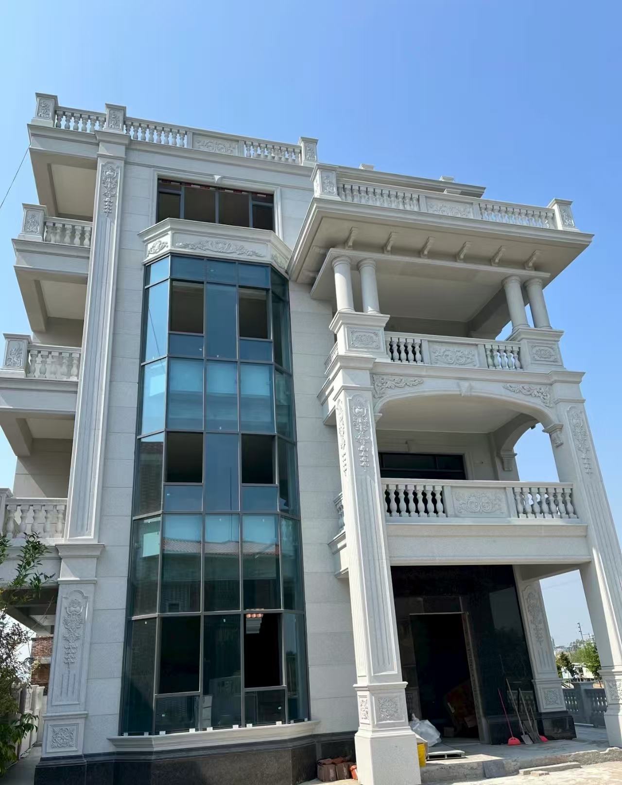 辽宁 芝麻白花岗岩别墅外墙干挂效果展示