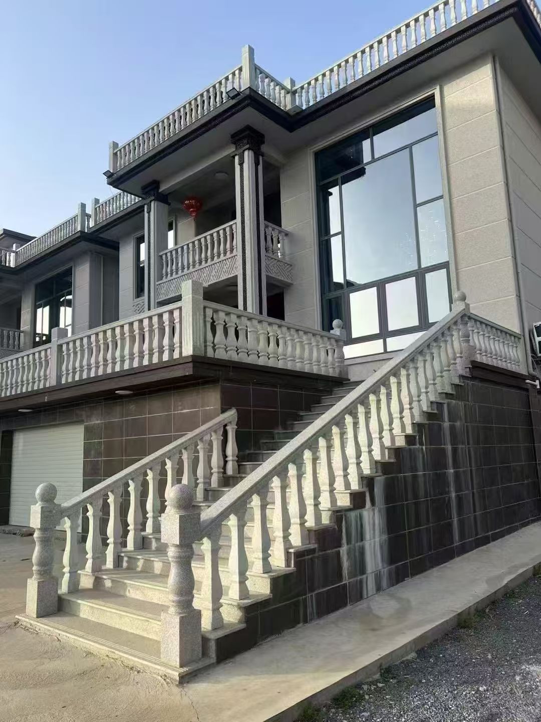 辽宁 芝麻白别墅阳台栏杆，楼梯栏杆