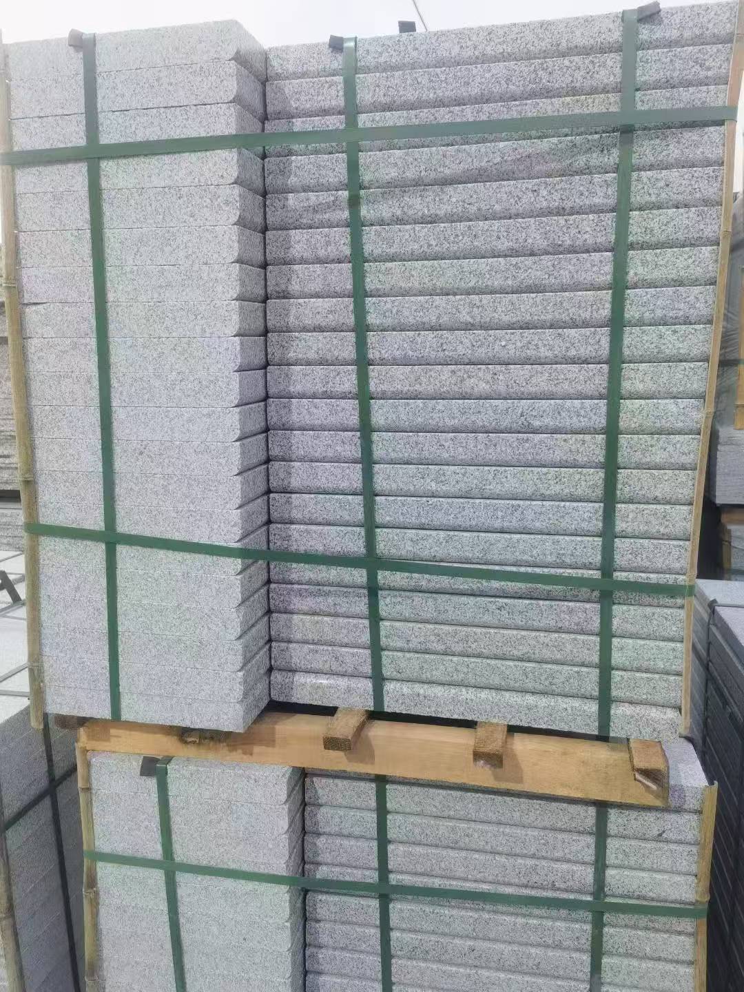 辽宁 5公分芝麻白，倒斜角，室外楼梯踏步